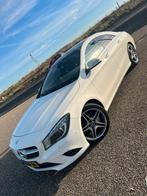 Mercedes-Benz CLA 180 1.6 90KW Blue Eff. Edit. 2014 Wit, Auto's, Voorwielaandrijving, Zwart, 1290 kg, Leder en Stof