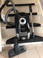 Te koop Miele stofzuiger – 1400watt – 1600w, Ophalen of Verzenden, Zo goed als nieuw, 1200 tot 1600 watt, Stofzuiger