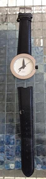 s242) horloge, Ophalen of Verzenden, Gebruikt