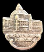 Scheveningen Kurhaus speld, Verzamelen, Speldjes, Pins en Buttons, Verzenden, Nieuw, Stad of Land, Speldje of Pin