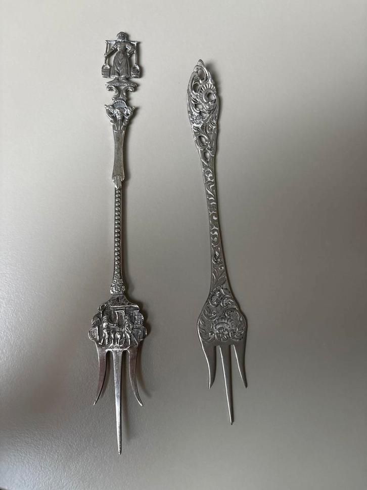 Vintage cakevork of broodvork, Antiek en Kunst, Antiek | Bestek, Ophalen of Verzenden