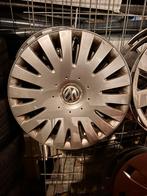 Wieldoppen vw 16” passat golf etc, Auto diversen, Wieldoppen, Ophalen of Verzenden, Zo goed als nieuw