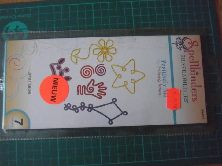 Nieuwe snijmallen set Spellbinders Shapeabilities - 6, Hobby en Vrije tijd, Kaarten | Zelf maken, Nieuw, Pons of Mal, Overige thema's