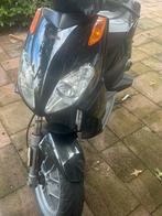 Aprilia Sportcity PlayStation 5, Ophalen, Overige modellen, Zo goed als nieuw, Benzine