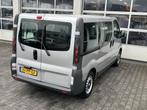 Nissan Primastar Minibus 2.0i benzine 9-persoons Airco BTW/B, Auto's, Nissan, Voorwielaandrijving, 1998 cc, Stof, 2000 kg