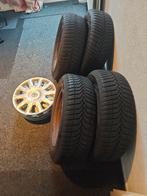 Winterbanden set 205 / 55  15 inch toyota Auris corrola ford, 15 inch, Banden en Velgen, 205 mm, Winterbanden