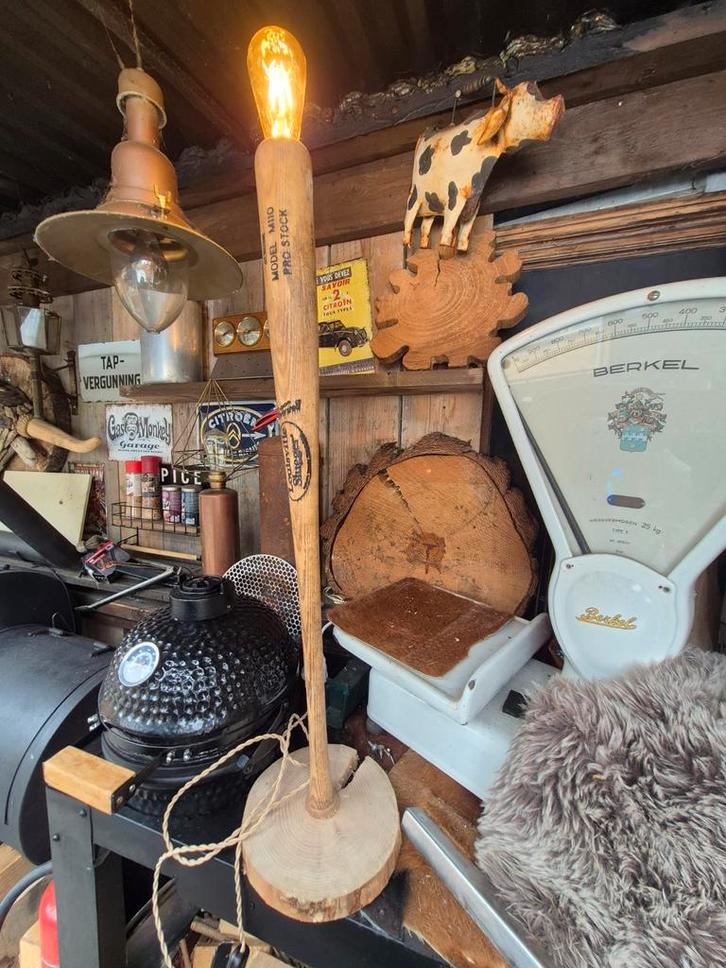 Honkbal Lamp - Uniek en Handgemaakt, Huis en Inrichting, Lampen | Hanglampen, Zo goed als nieuw, 75 cm of meer, Hout, Ophalen