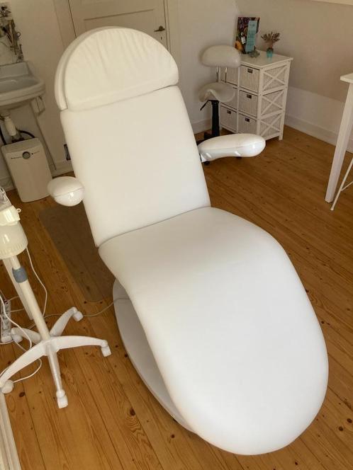 4 stille motoren Edward's behandelingsstoel massagestoel, Witgoed en Apparatuur, Persoonlijke-verzorgingsapparatuur, Zo goed als nieuw