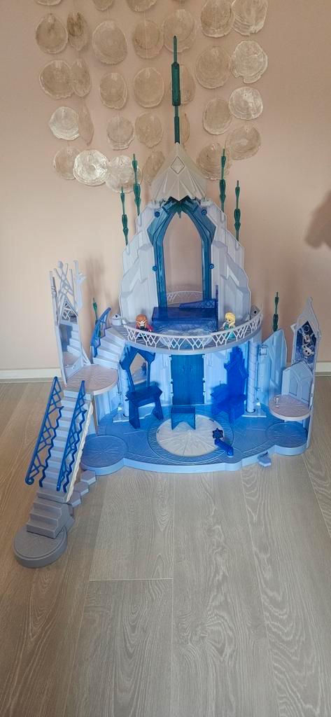 Frozen/kasteel ijspaleis, Kinderen en Baby's, Speelgoed | Poppenhuizen, Gebruikt, Ophalen