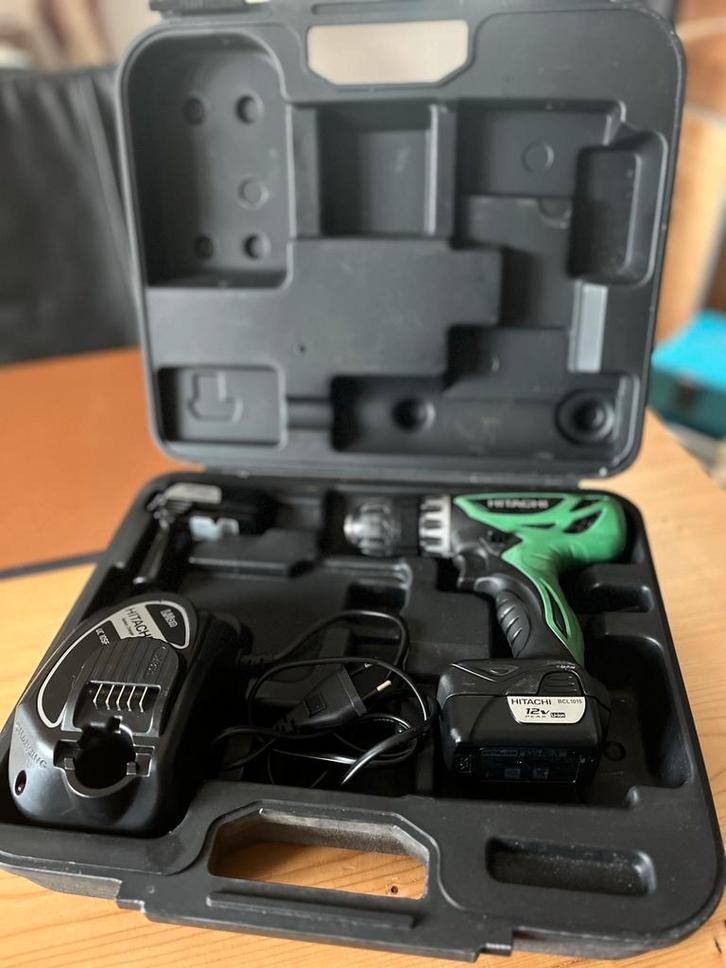 Hitachi boor- en schroefmachine 12V, Doe-het-zelf en Verbouw, Gereedschap | Boormachines, Gebruikt, Boor- en Schroefmachine, Minder dan 400 watt