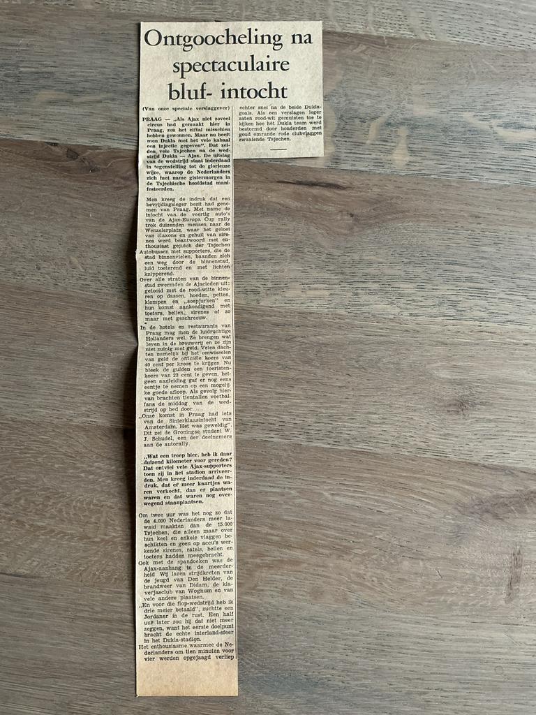 Voetbal krantenartikel Dukla Ajax maart 1967 *-*, Ophalen of Verzenden, 1960 tot 1980, Knipsel(s)