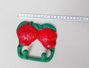 gietijzer aardbei kapstok keuken hanger deco 12x12 cm nieuw beschikbaar voor biedingen
