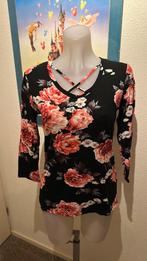 Nieuw gebloemd shirt maat S merk Zeze, Kleding | Dames, T-shirts, Overige kleuren, Nieuw, Ophalen of Verzenden, Korte mouw