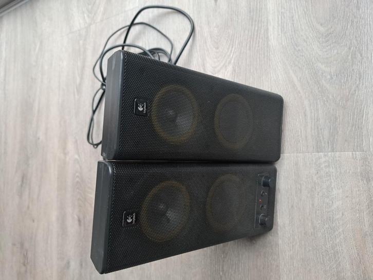 Logitech set pc stereoluidsprekers, Computers en Software, Pc speakers, Gebruikt, Ophalen of Verzenden