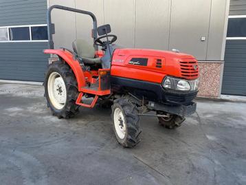 Kubota KL 230 compact tractor mini tractor 23 pk beschikbaar voor biedingen