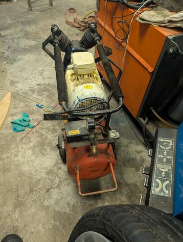 Compressor 40 liter - Project beschikbaar voor biedingen
