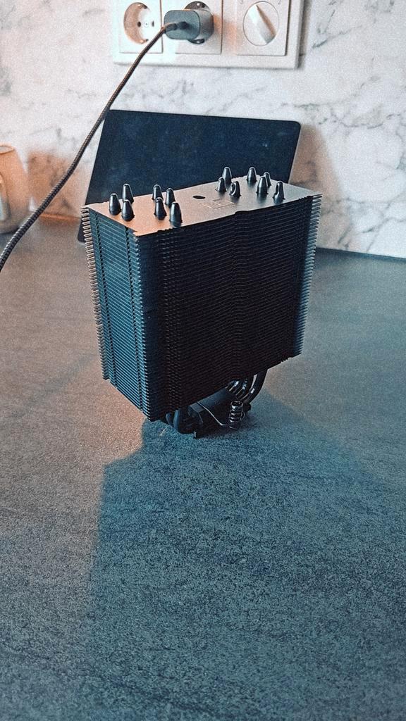 Noctua NH-U12A chromax.black alleen heatsink!, Computers en Software, Computerkoelers, Gebruikt, Luchtkoeling, Ophalen of Verzenden