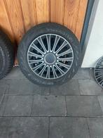 Winterbanden Vredestein Snowtrac 5 op velg en wieldoppen, Auto-onderdelen, Banden en Velgen, Ophalen, 14 inch, Gebruikt, 175 mm