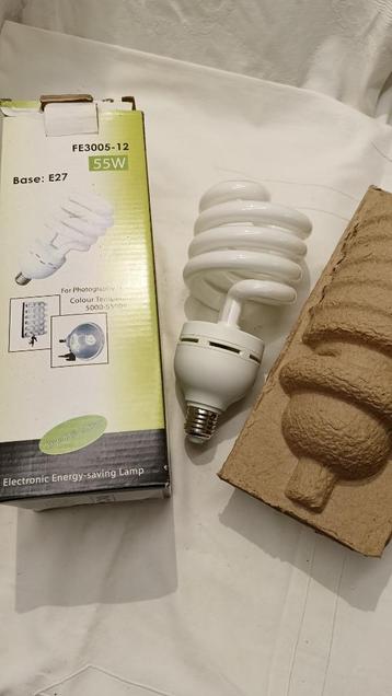 De zon in spiraalvorm – 55W daglichtlamp beschikbaar voor biedingen