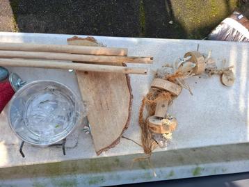 Vogelkooi beschikbaar voor biedingen