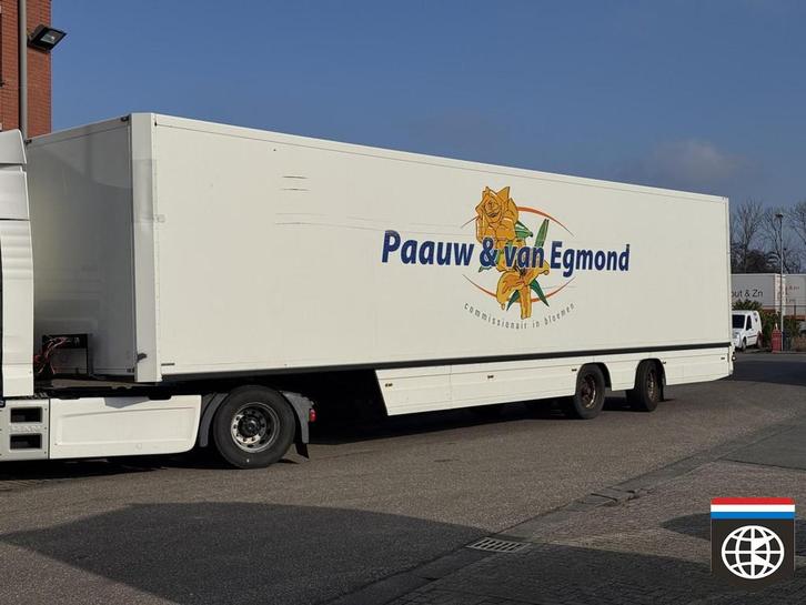 Kma KMO-2TD Geisoleerd / ROLLUIK / STUURAS K1222, Auto's, Vrachtwagens, Bedrijf, Te koop, ABS, Aanhangers en Opleggers, Overige brandstoffen