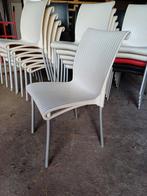 16 x stapelstoelen stackchairs terrasstoelen partij stoelen, Ophalen, Gebruikt