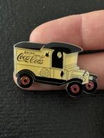 Coca Cola pin - oldtimer auto, Verzamelen, Ophalen of Verzenden, Zo goed als nieuw, Merk, Speldje of Pin