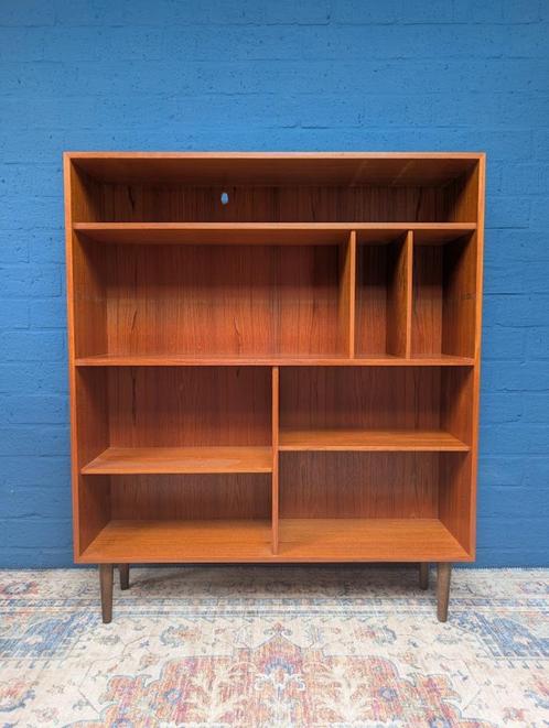 Vintage boekenkast LPkast, jaren 60, Huis en Inrichting, Kasten | Boekenkasten, Gebruikt, 25 tot 50 cm, Met plank(en), Teakhout