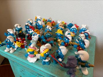 Leuke verzameling 32 Schleich en Bully smurfen, mooie staat beschikbaar voor biedingen