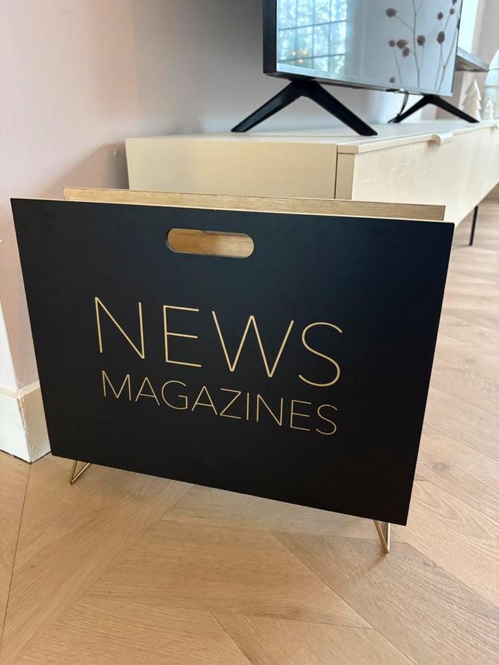 Balvi tijdschriftenhouder, Huis en Inrichting, Woonaccessoires | Krantenbakken en Lectuurbakken, Zo goed als nieuw, Ophalen of Verzenden