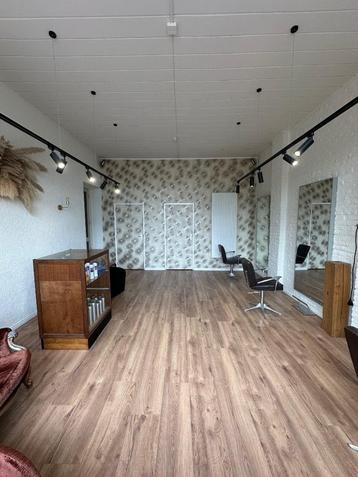 Salon / praktijkruimte te huur Landgraaf Schaesberg centrum beschikbaar voor biedingen