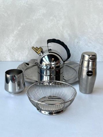 Alessi fluitketel fruitmand dienblad shaker epresso kopjes beschikbaar voor biedingen