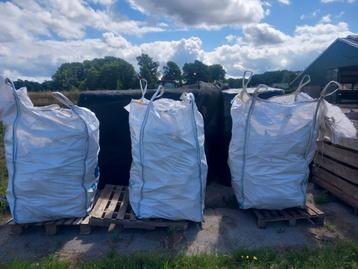  gekloofd brandhout  beschikbaar voor biedingen