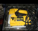 Decoupeerzaag Dewalt, Doe-het-zelf en Verbouw, Ophalen of Verzenden, Zo goed als nieuw, 600 watt of meer, Boormachine