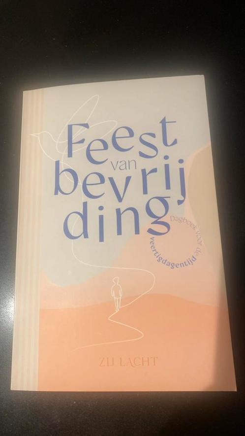 Zij Lacht - Zij Lacht Feest van bevrijding, Boeken, Godsdienst en Theologie, Nieuw, Ophalen of Verzenden