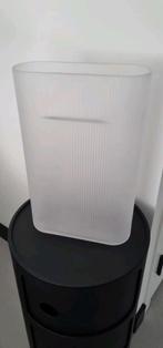 Muuto Vaas Frosted Wit Glas - 35 cm Hoog zo goed als nieuw, Huis en Inrichting, Woonaccessoires | Vazen, Ophalen, Wit, Minder dan 50 cm