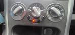 Volkswagen Golf 1.4 Easyline Nieuwe apk airco cruise, Voorwielaandrijving, Gebruikt, 4 cilinders, 610 kg
