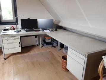 Gesika professioneel bureau met kogelgelagerde lade's