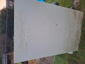 UltraSieve  vijver filter beschikbaar voor biedingen