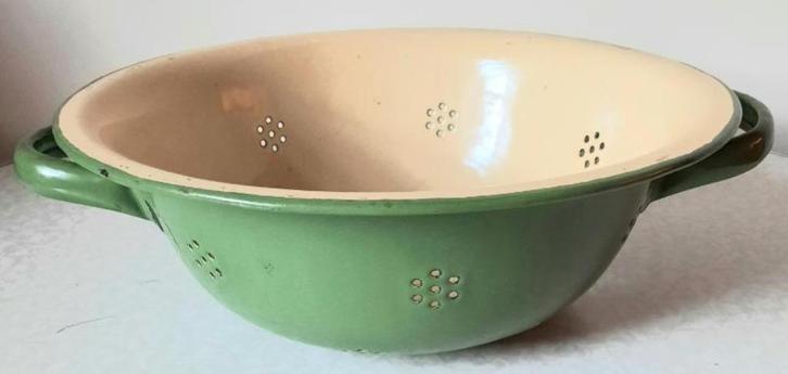 Groen emaille vergiet, Antiek en Kunst, Antiek | Emaille, Ophalen of Verzenden