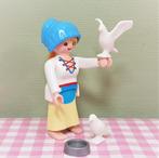 Vintage Playmobil Special 4526 figuur met duiven boerin kast, Ophalen of Verzenden, Gebruikt