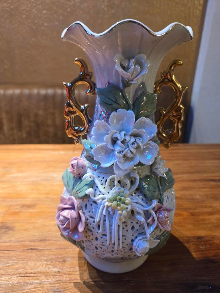 Handbeschilderde Vintage Porseleinen Vaas met 3D Bloemen, Antiek en Kunst, Ophalen of Verzenden