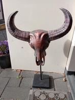Mooie metalen runder schedel op standaard, Ophalen of Verzenden