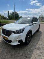 Peugeot 2008 1.2 Puretech 130pk 2021 Wit, Auto's, Voorwielaandrijving, 1199 cc, Wit, 1200 kg