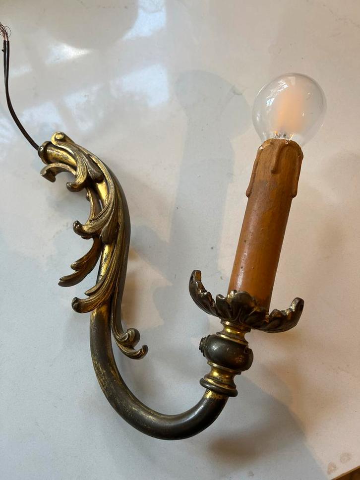 Lief oud lampje, antiek muur lampje, vergulde kandelaar, Huis en Inrichting, Lampen | Wandlampen, Gebruikt, Metaal, Ophalen of Verzenden