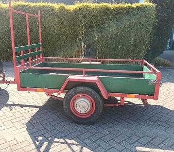 Enkelas  eenas  aanhanger rijbewijs B afm. inwendig 207x105 beschikbaar voor biedingen