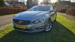 Volvo V60 T3 Summum | Vooruitverw | trekh | dodehoek spiegel, Voorwielaandrijving, 74 €/maand, Beige, 4 cilinders