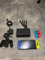 Nitendo switch oled, Spelcomputers en Games, Spelcomputers | Nintendo Switch, Met 2 controllers, Zo goed als nieuw, Met harde schijf