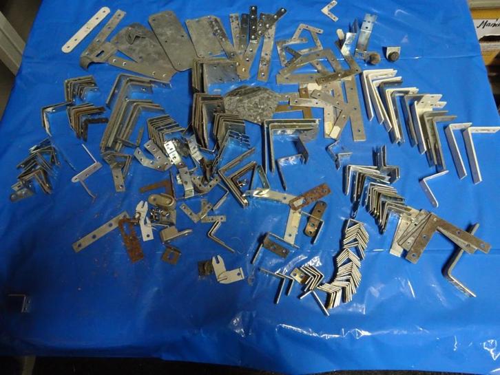 metalen verbindings artikelen & inslagpluggen, Doe-het-zelf en Verbouw, Overige Doe-het-zelf en Verbouw, Nieuw, Ophalen of Verzenden