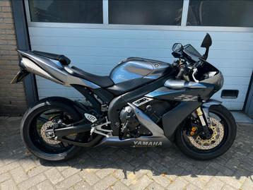Yamaha yzf-r1 2004  beschikbaar voor biedingen
